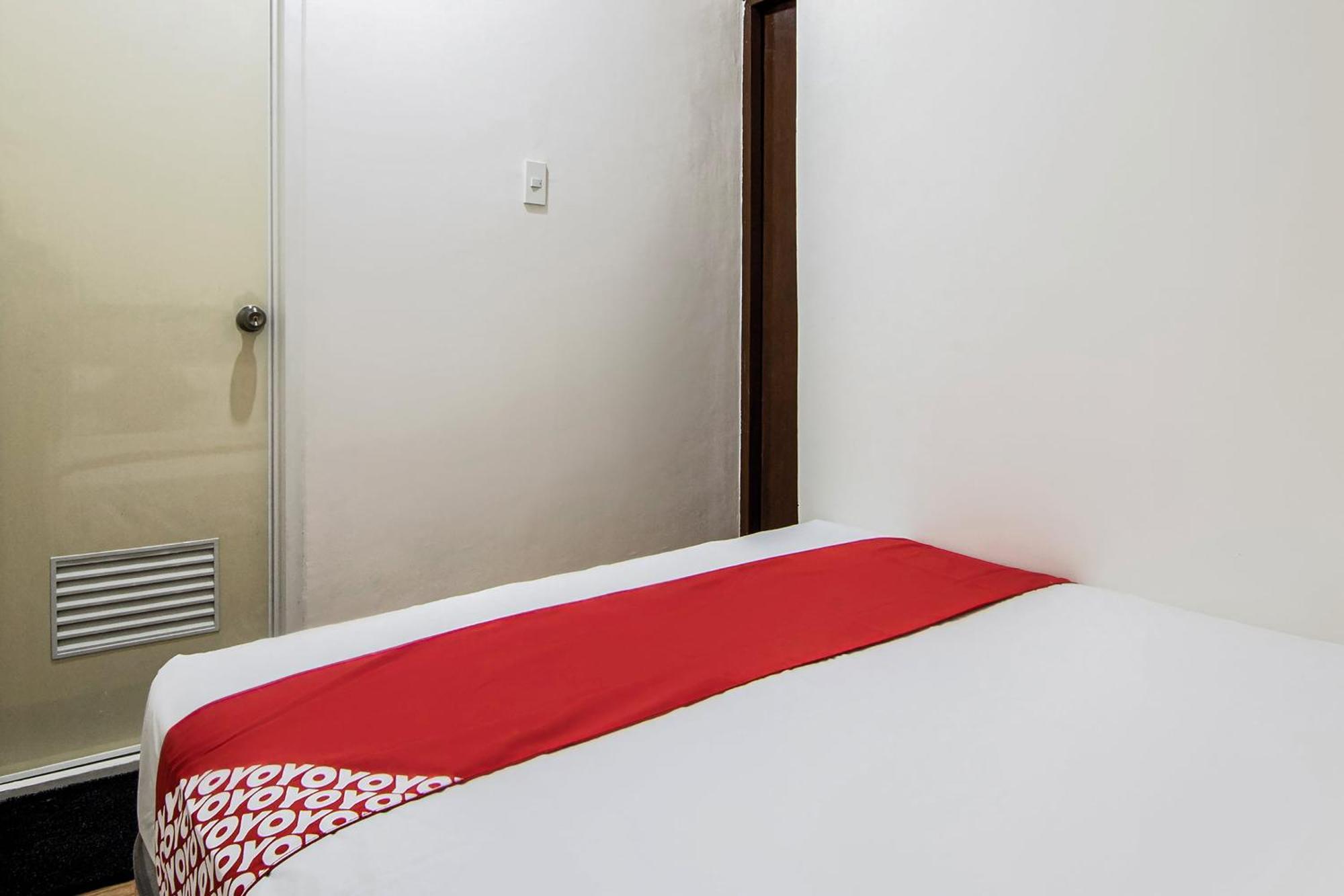 Oyo 431 Apollo 11 Apartelle Pasay Luaran gambar