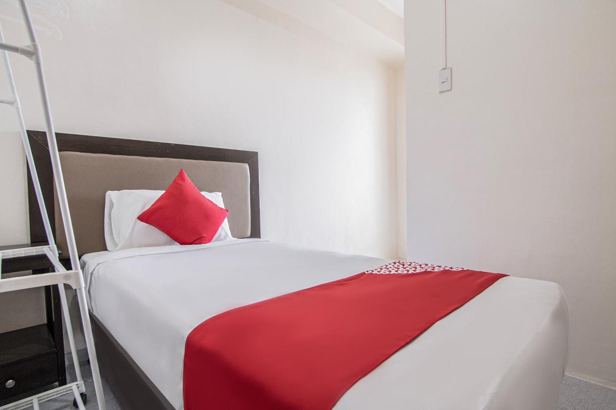 Oyo 431 Apollo 11 Apartelle Pasay Luaran gambar