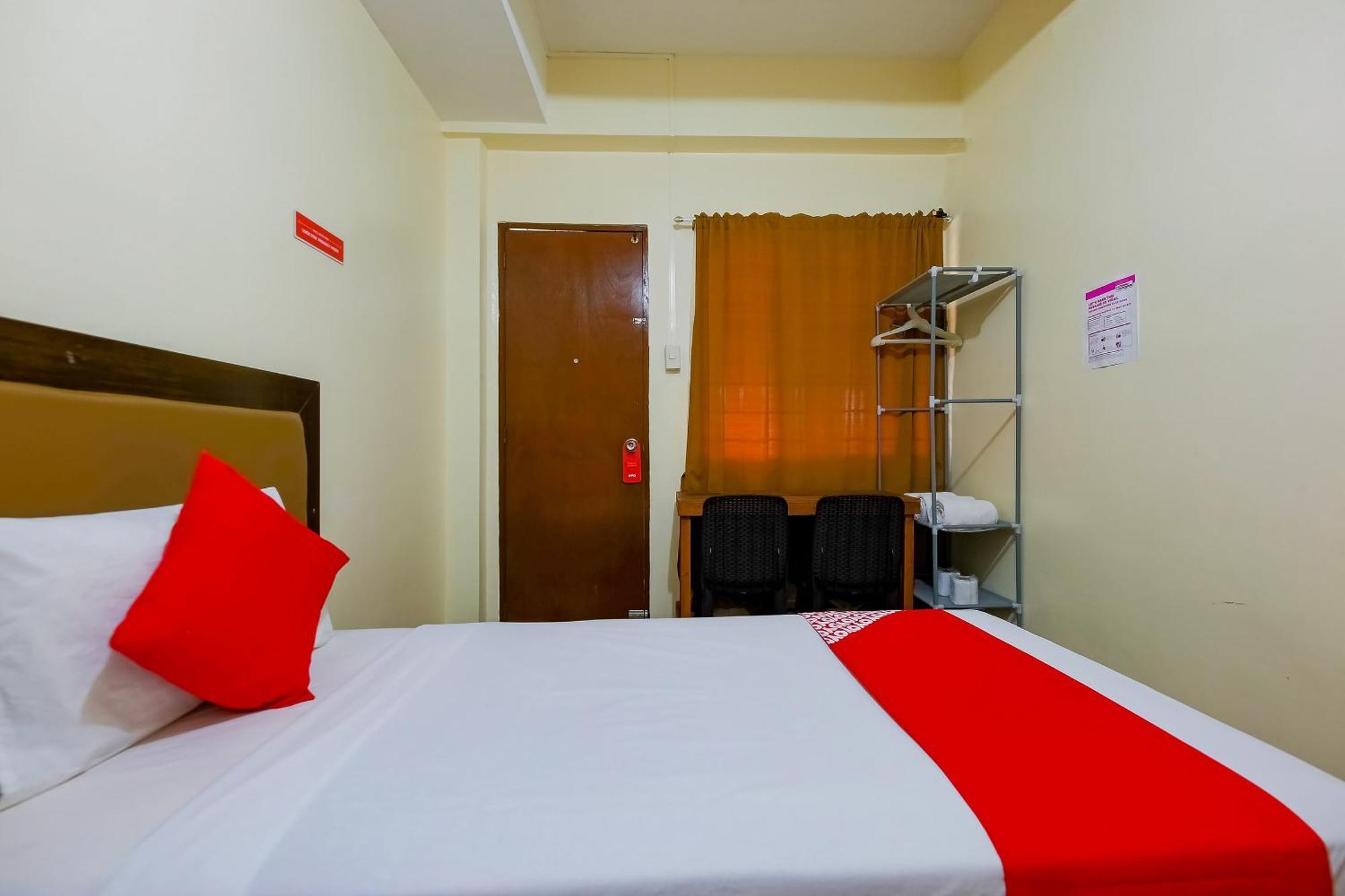 Oyo 431 Apollo 11 Apartelle Pasay Luaran gambar