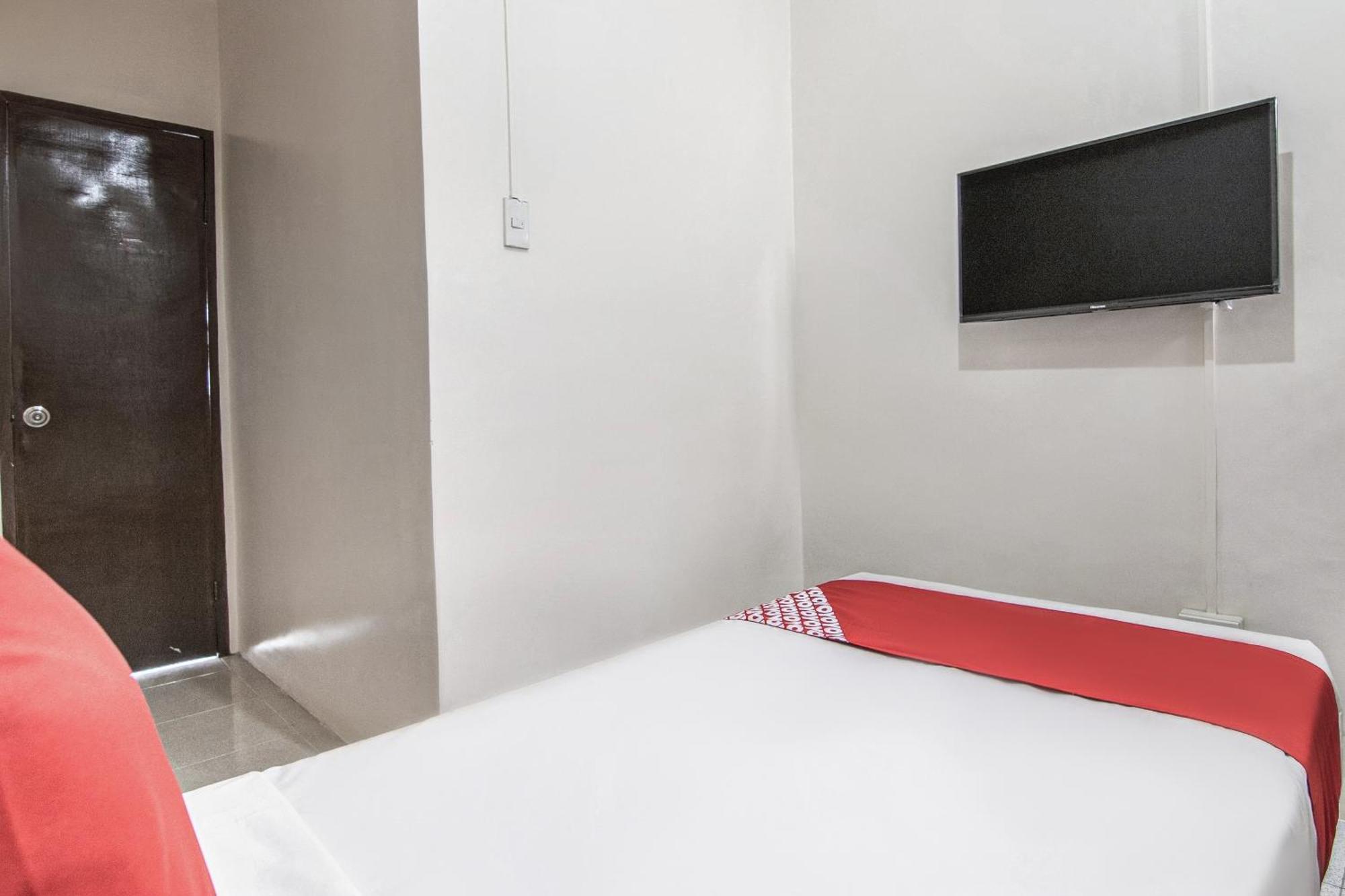Oyo 431 Apollo 11 Apartelle Pasay Luaran gambar