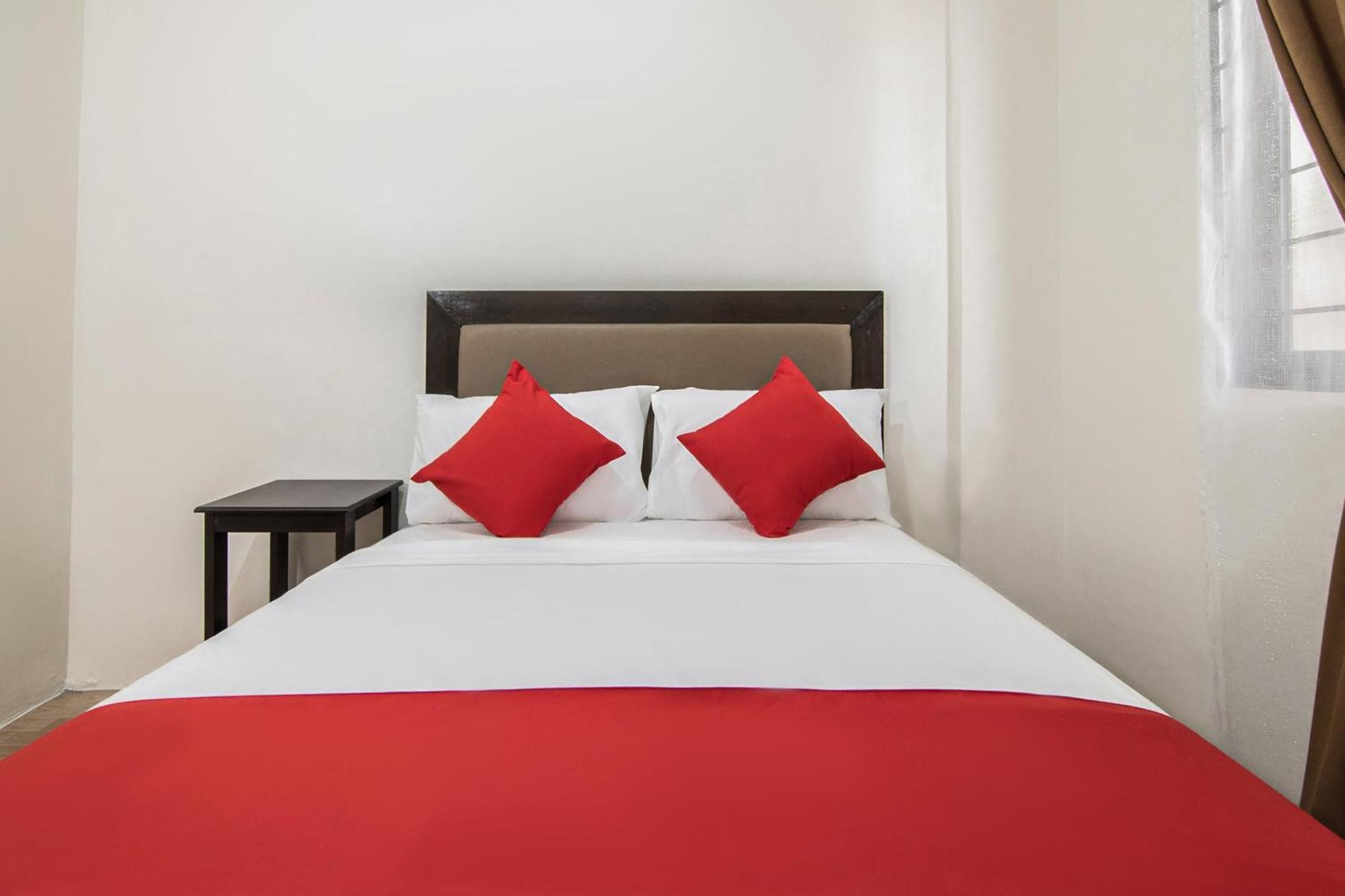 Oyo 431 Apollo 11 Apartelle Pasay Luaran gambar