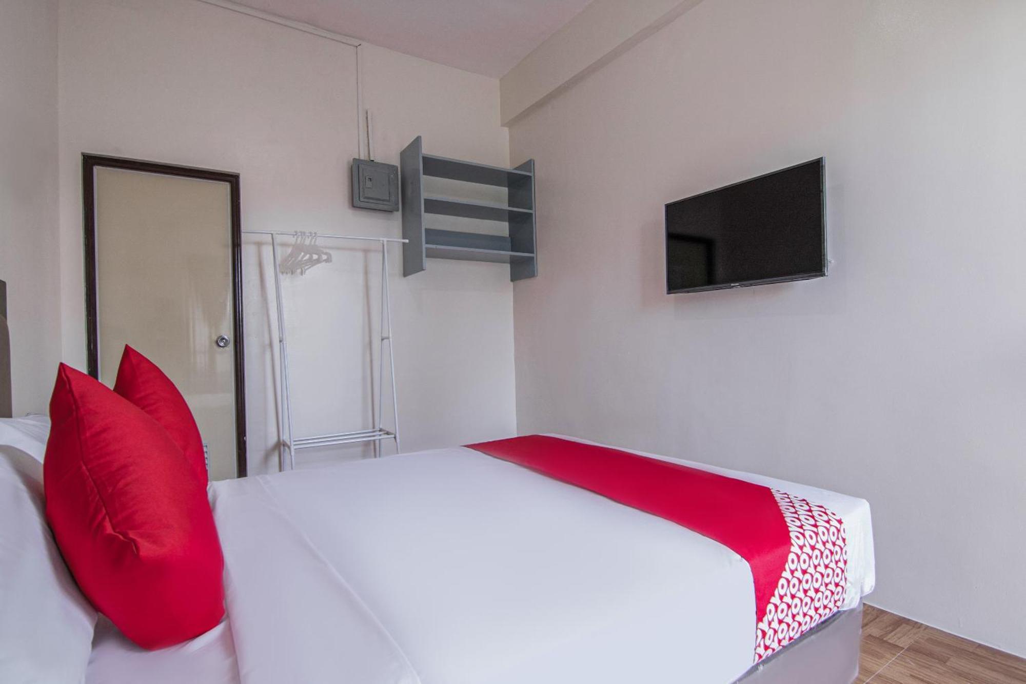 Oyo 431 Apollo 11 Apartelle Pasay Luaran gambar