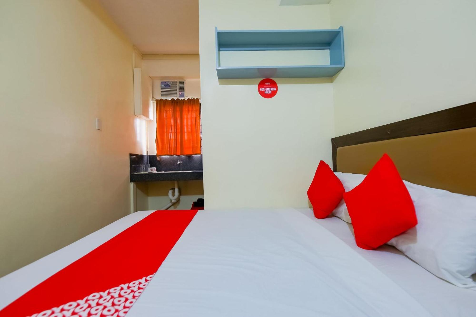Oyo 431 Apollo 11 Apartelle Pasay Luaran gambar
